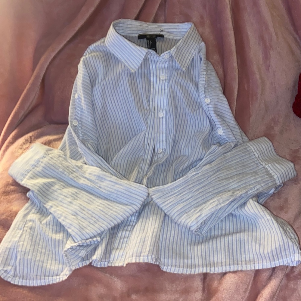 BUTTON UP SHIRT